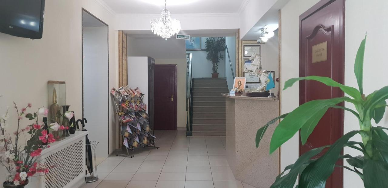 Altyn-Adam Hotel Astana Eksteriør billede